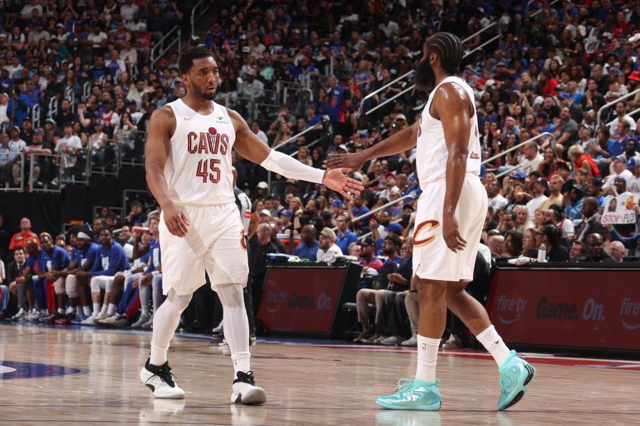 乐鱼官网-骑士赢下抢七大战4-3淘汰活塞 挺进东决将战尼克斯